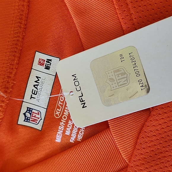 NFL TEAM APPAREL Denver Broncos #3 Russell Wilson Football Fan Jersey Orange - Picture 6 of 12